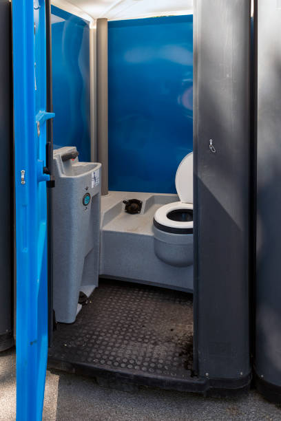 Portable Toilet Options We Offer in Carolina Beach, NC